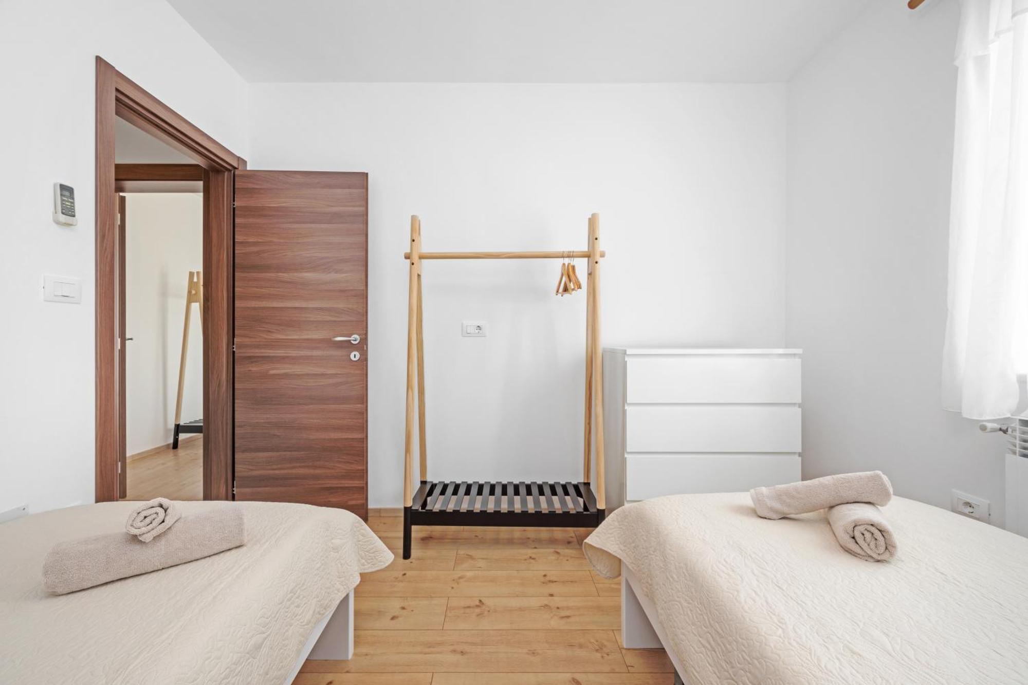 Apartment Delton 法扎纳 外观 照片