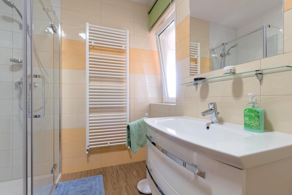 Apartment Delton 法扎纳 外观 照片